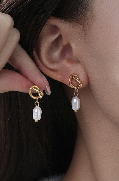 18K Tarnish Free Pearl Drop