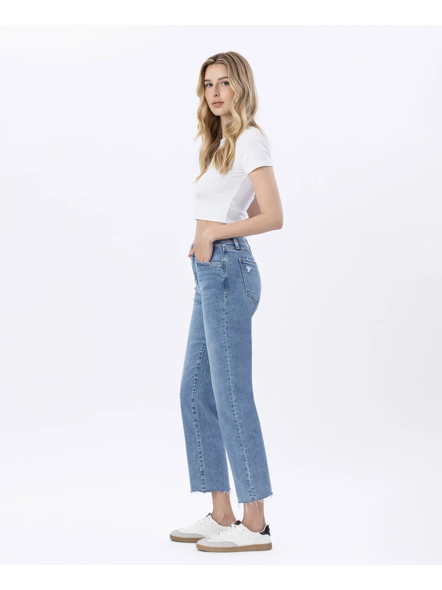 Vervet Mid Rise Regular Straight Jeans