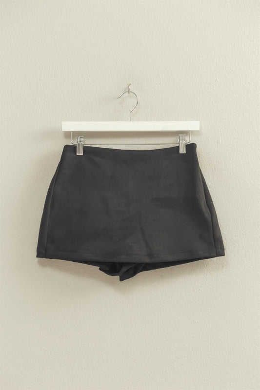 Chic High-waisted Suede Skort